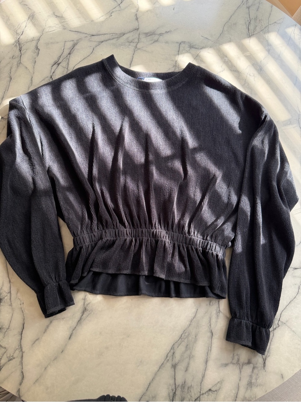 Zara Women’s Black Long Sleeve Peplum Pullover Top, SZ M